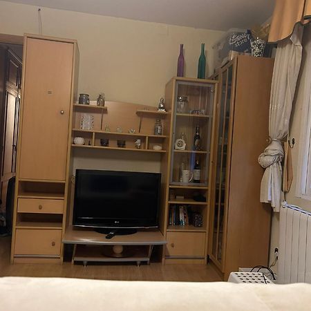 Amplia Habitacion En Buena Ubicacion Madrid Kültér fotó